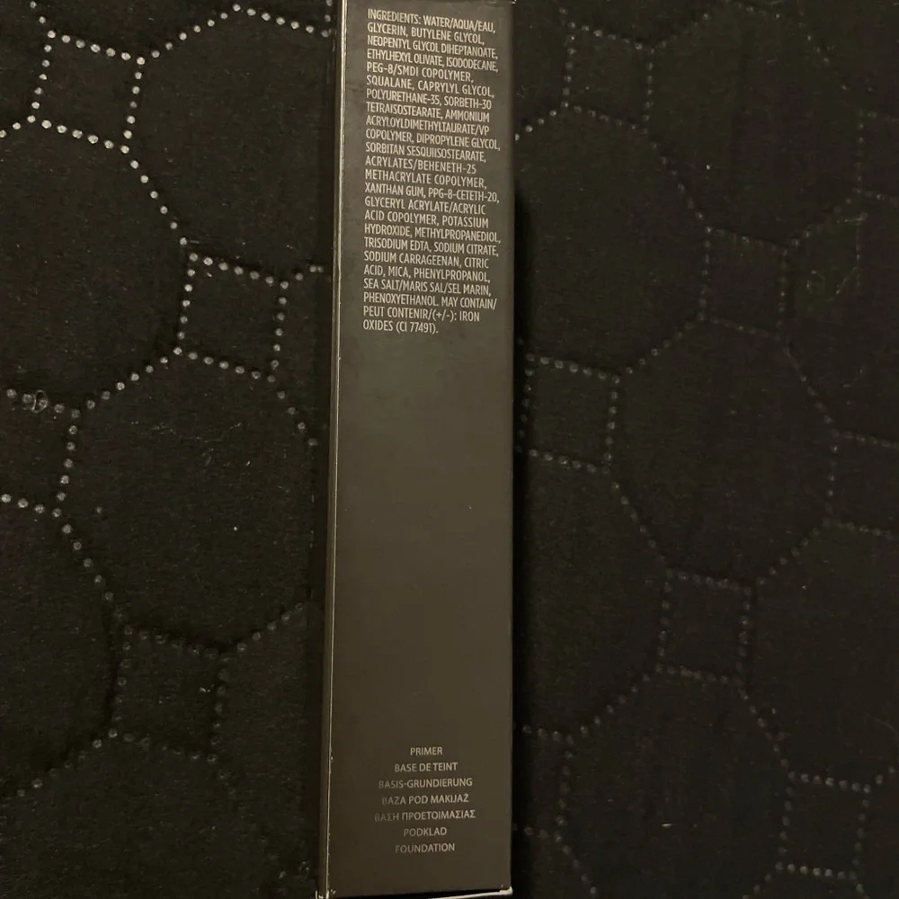 laura mercier Hydrating Primer - Black